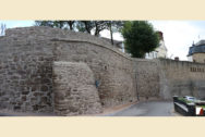 Mauer nach der Sanierung